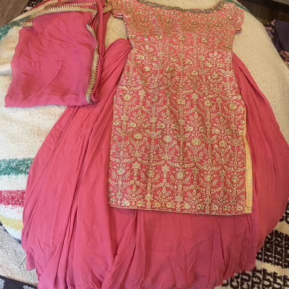 Sharara suit - Picture 16 of 16